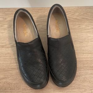 ALEGRIA shoes size 41